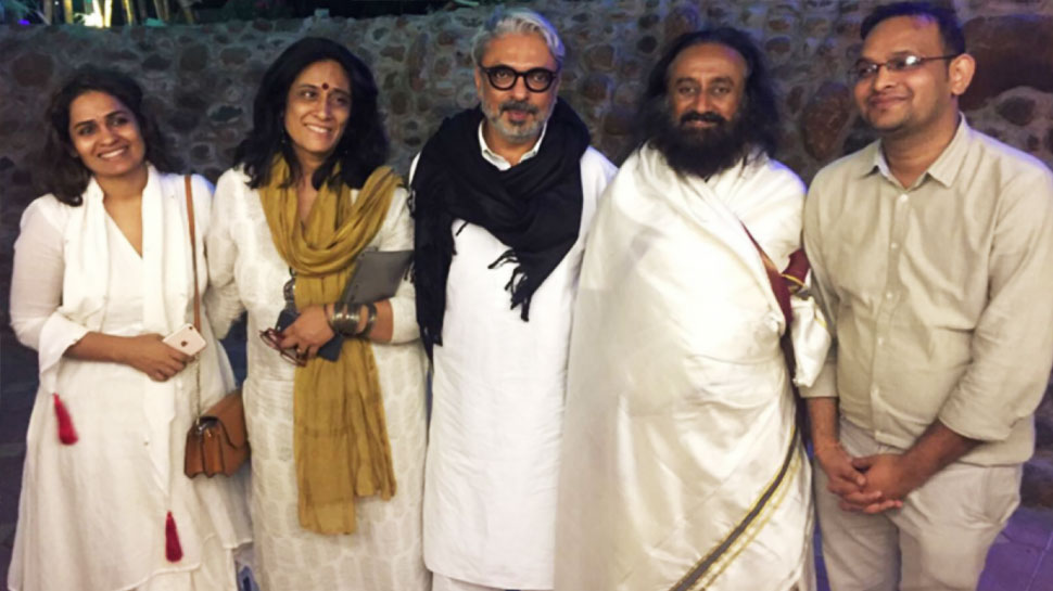 sri sri ravi shankar watches padmaavat with bhansali