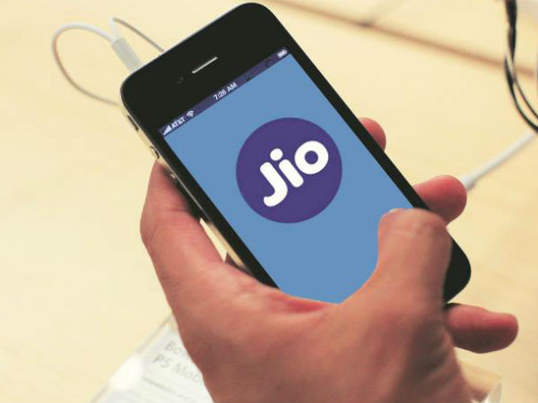 jio users to get eros content on phones